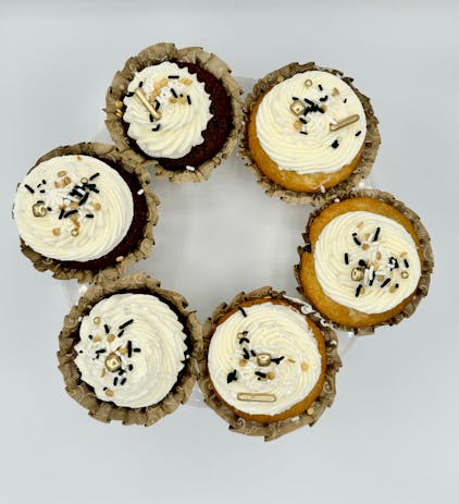 6pc Vanilla Cupcakes